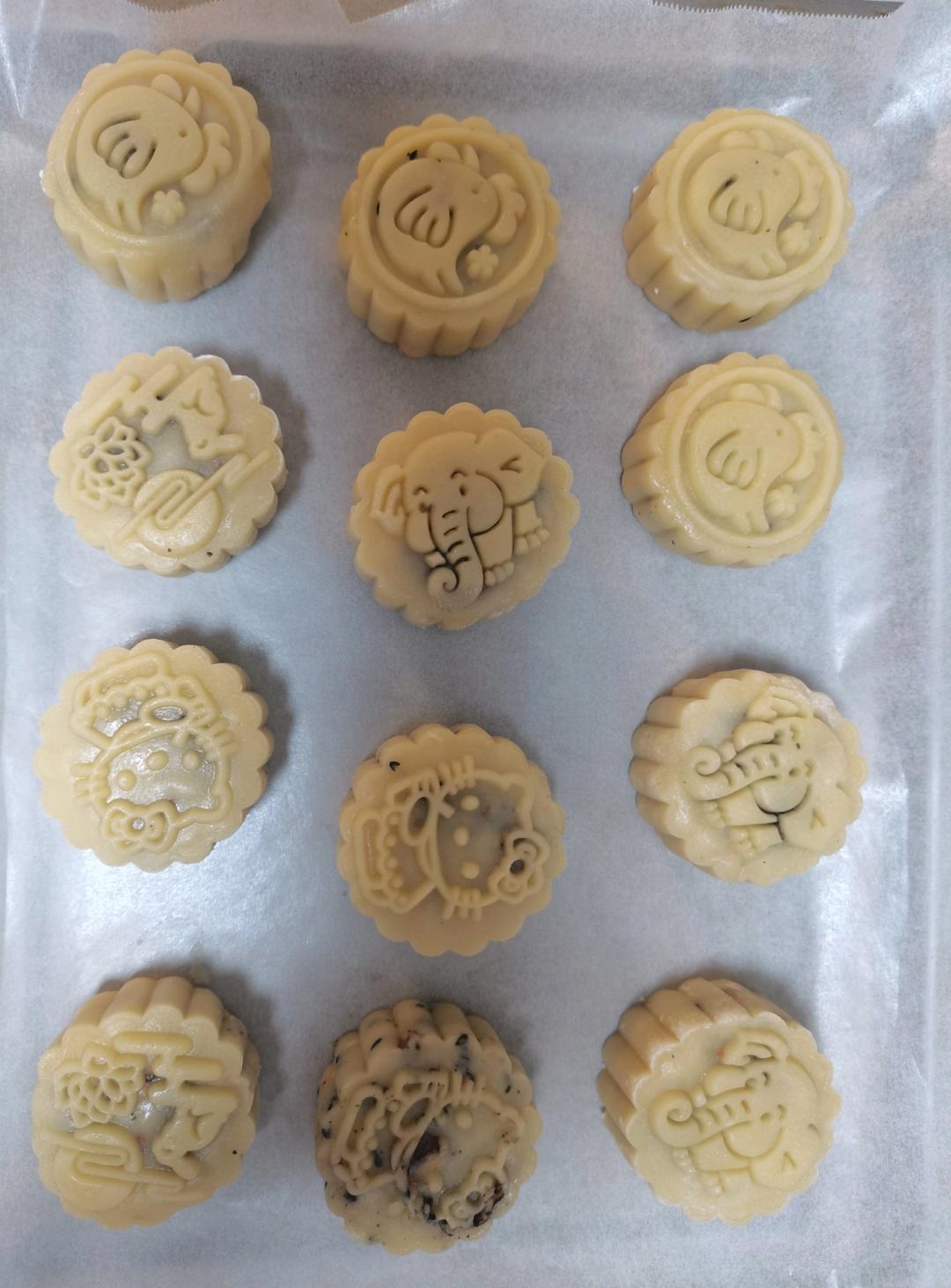 广式月饼—蛋黄莲蓉月饼