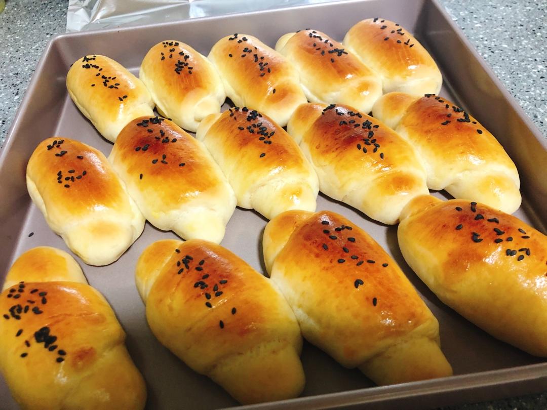 手揉小小牛角包🥐（牛奶面包配方）