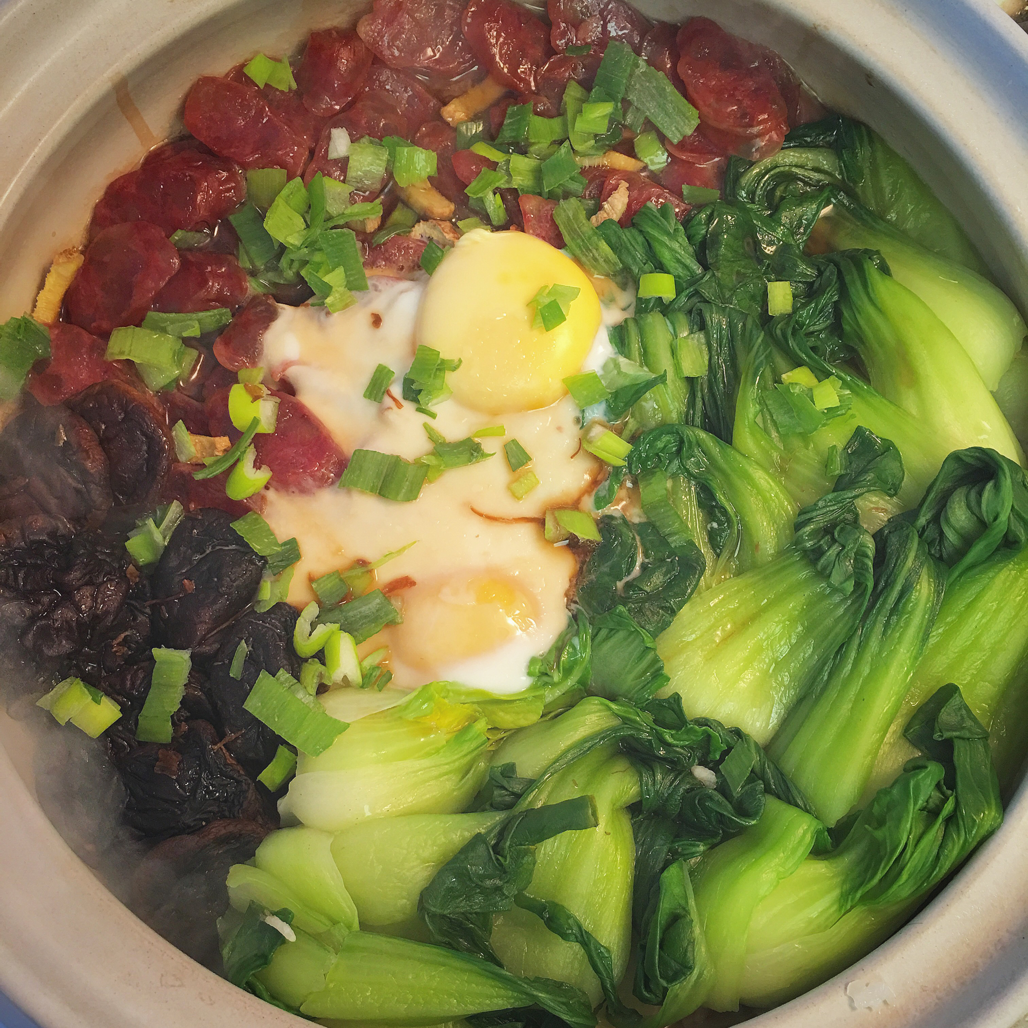 香肠煲仔饭