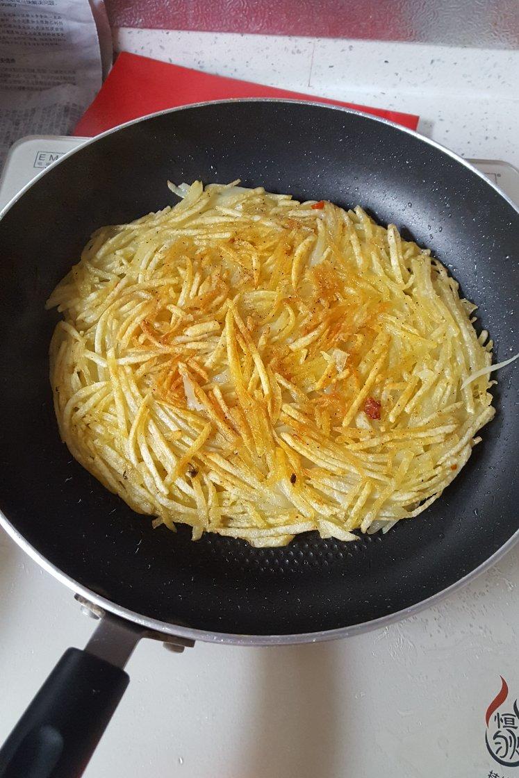 用最平凡的土豆做一道上档次的名菜丨干煸土豆丝 · 圆满素食