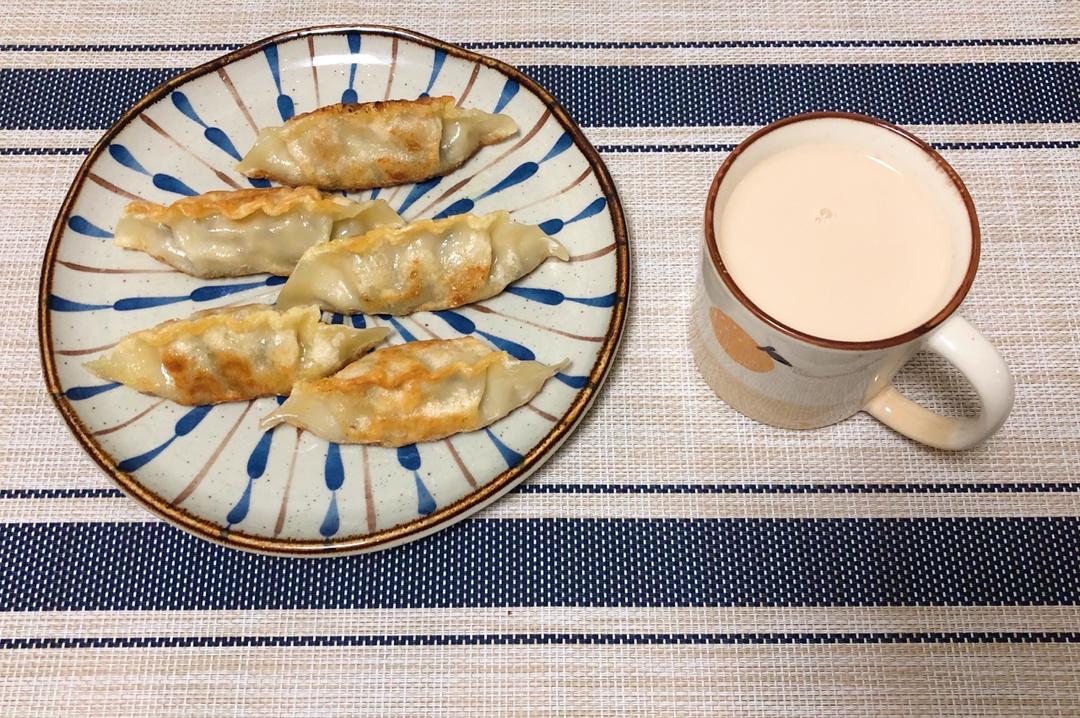 脆底煎饺