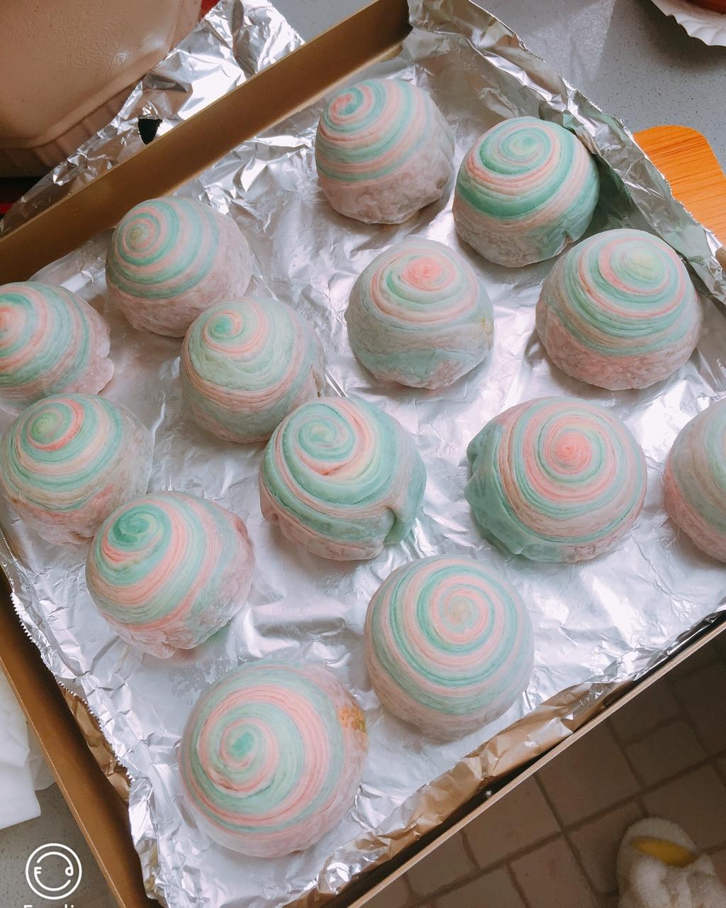 蛋黄酥~紫薯、抹茶、原味~花好月圆，中秋快乐~内附一次做六色蛋黄酥方法~