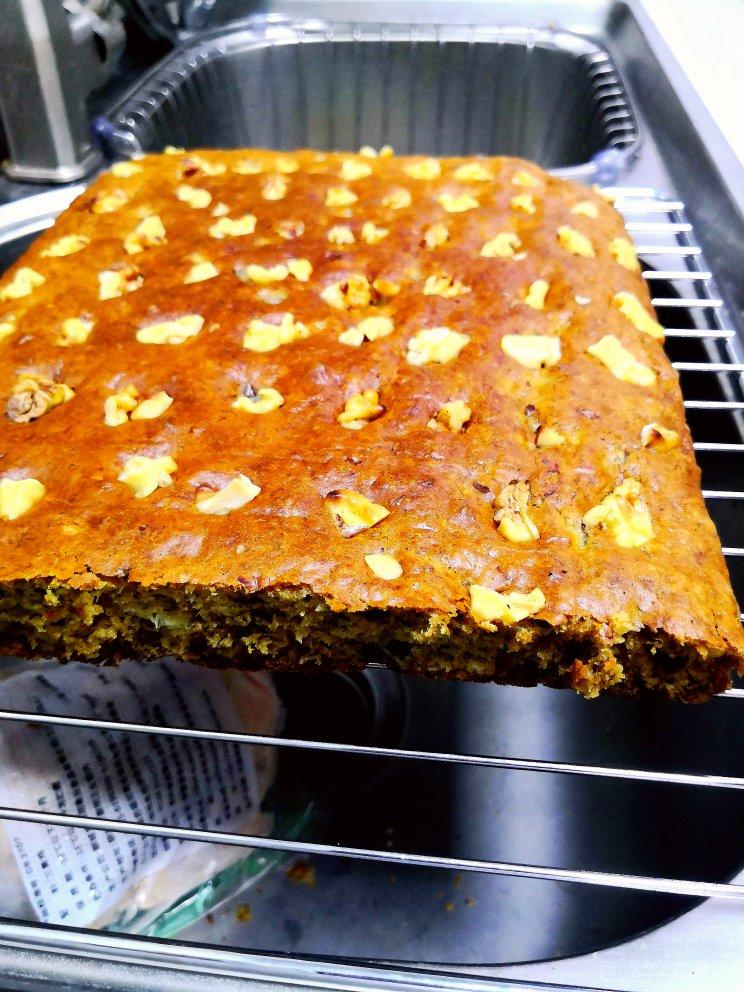 香蕉核桃蛋糕（低油少糖健康版）