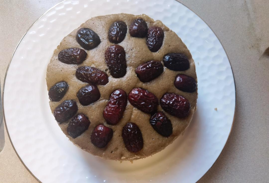 Q弹柔软的红糖葡萄干发糕