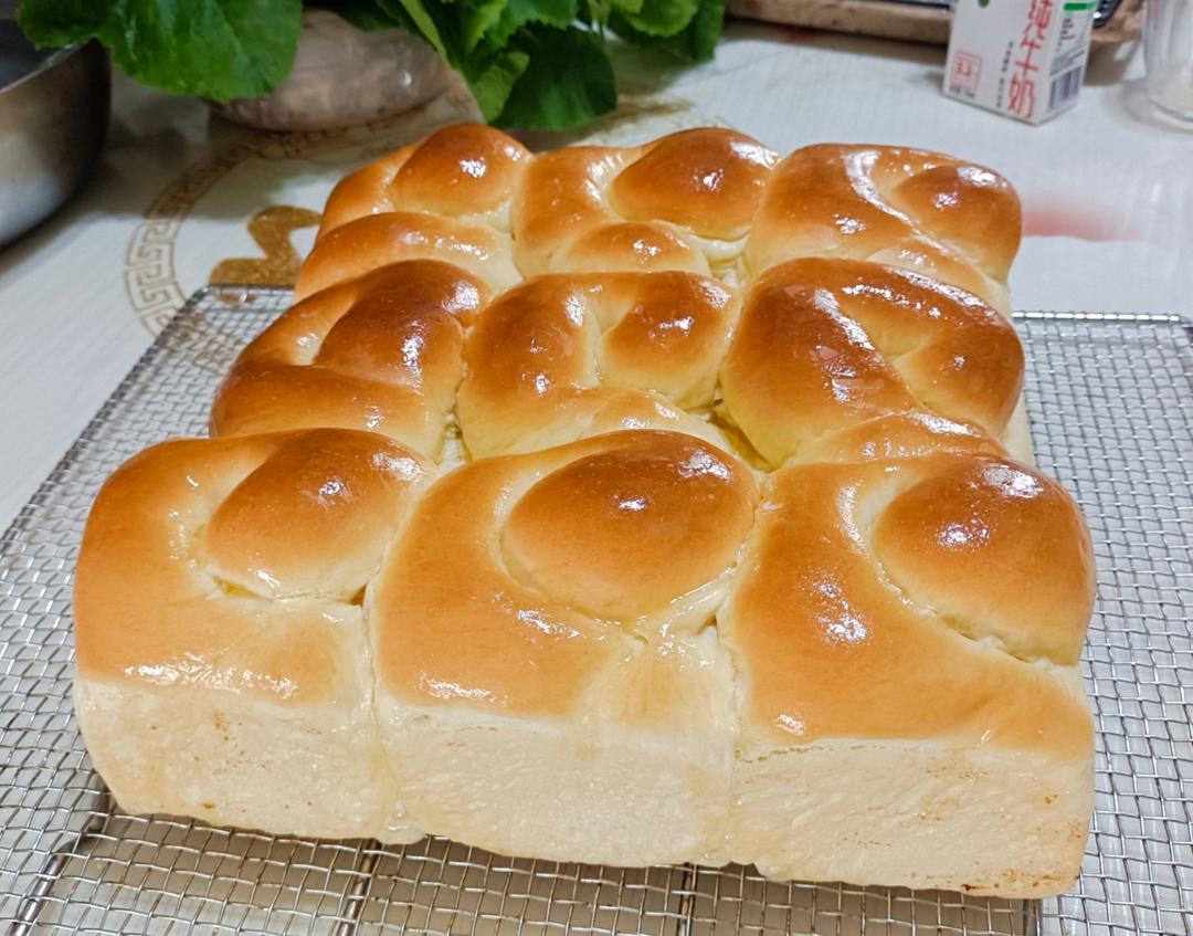 淡奶油老式面包