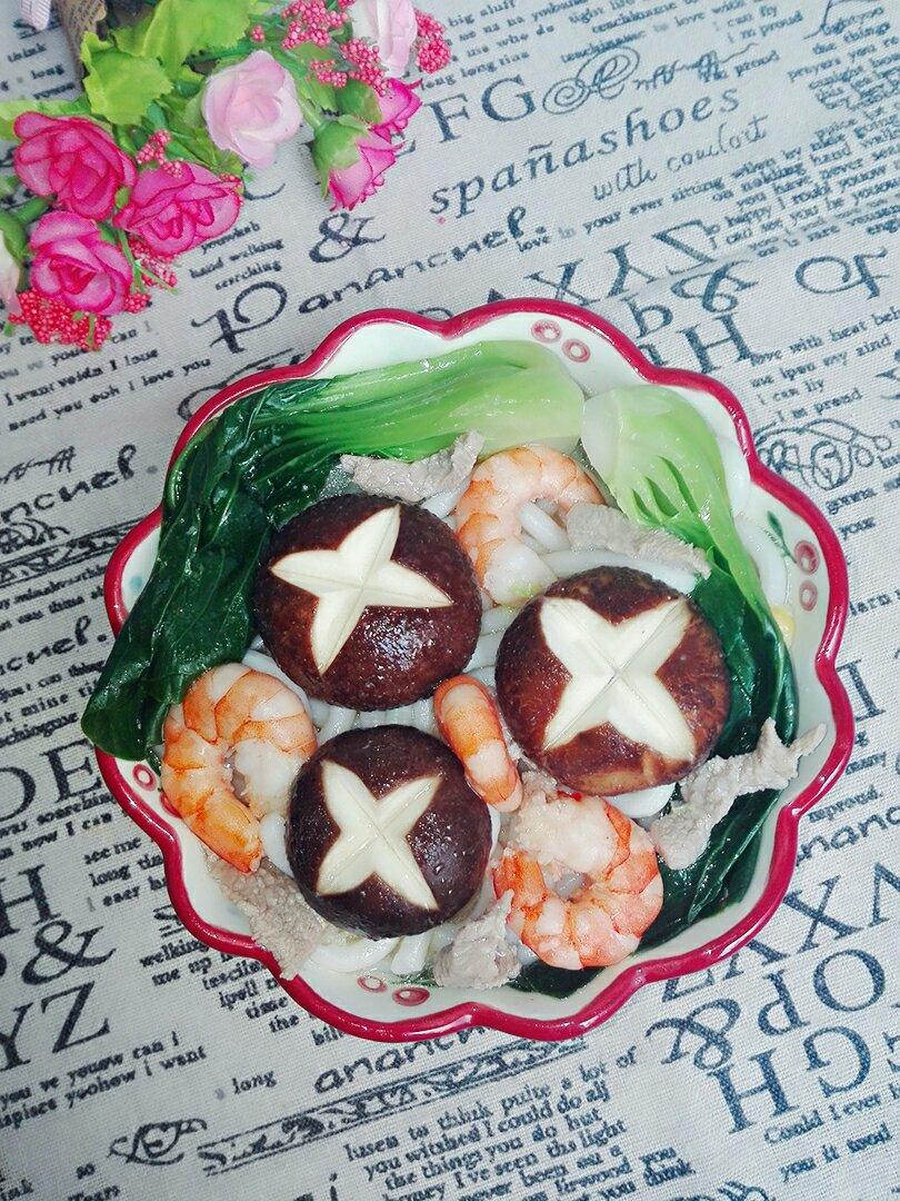 韩国参鸡汤食谱-参鸡汤时蔬乌冬面