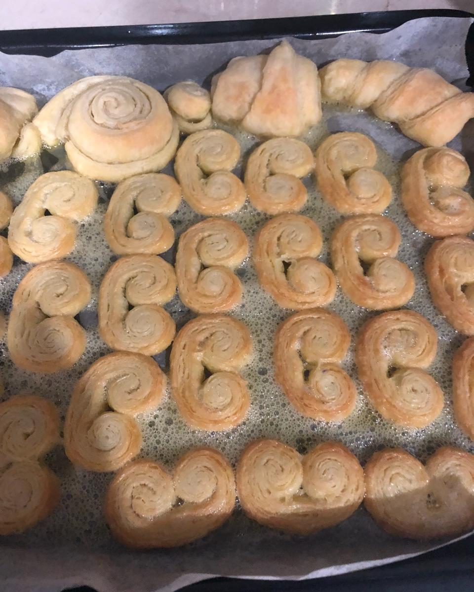 基础千层酥皮做法--附果酱酥、风车酥、蝴蝶酥和羊角酥整形