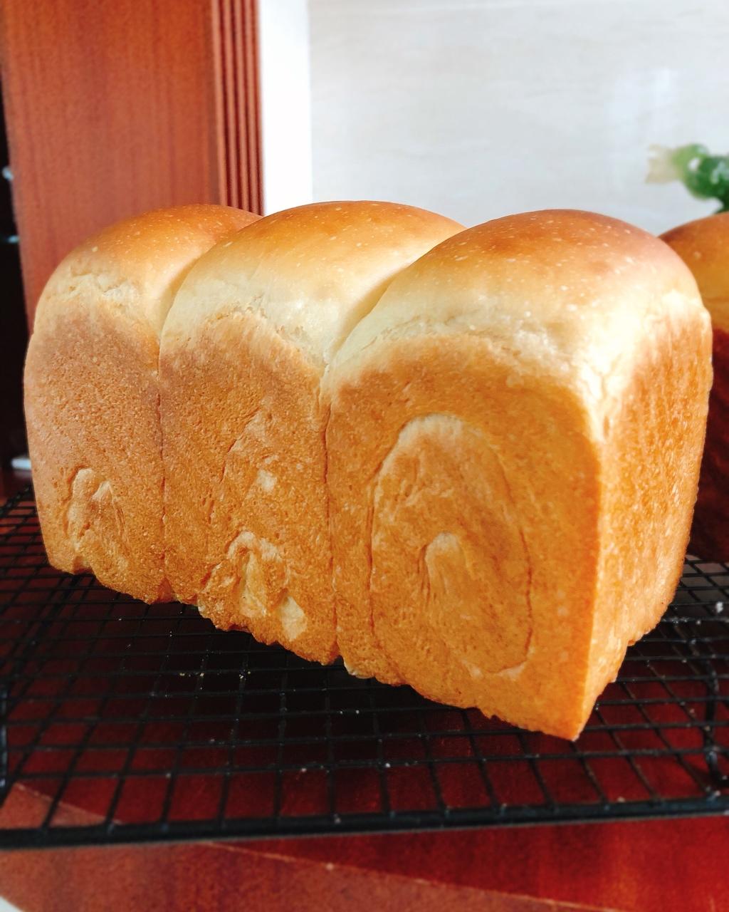 小熊哒哒做的超熟鲜奶吐司