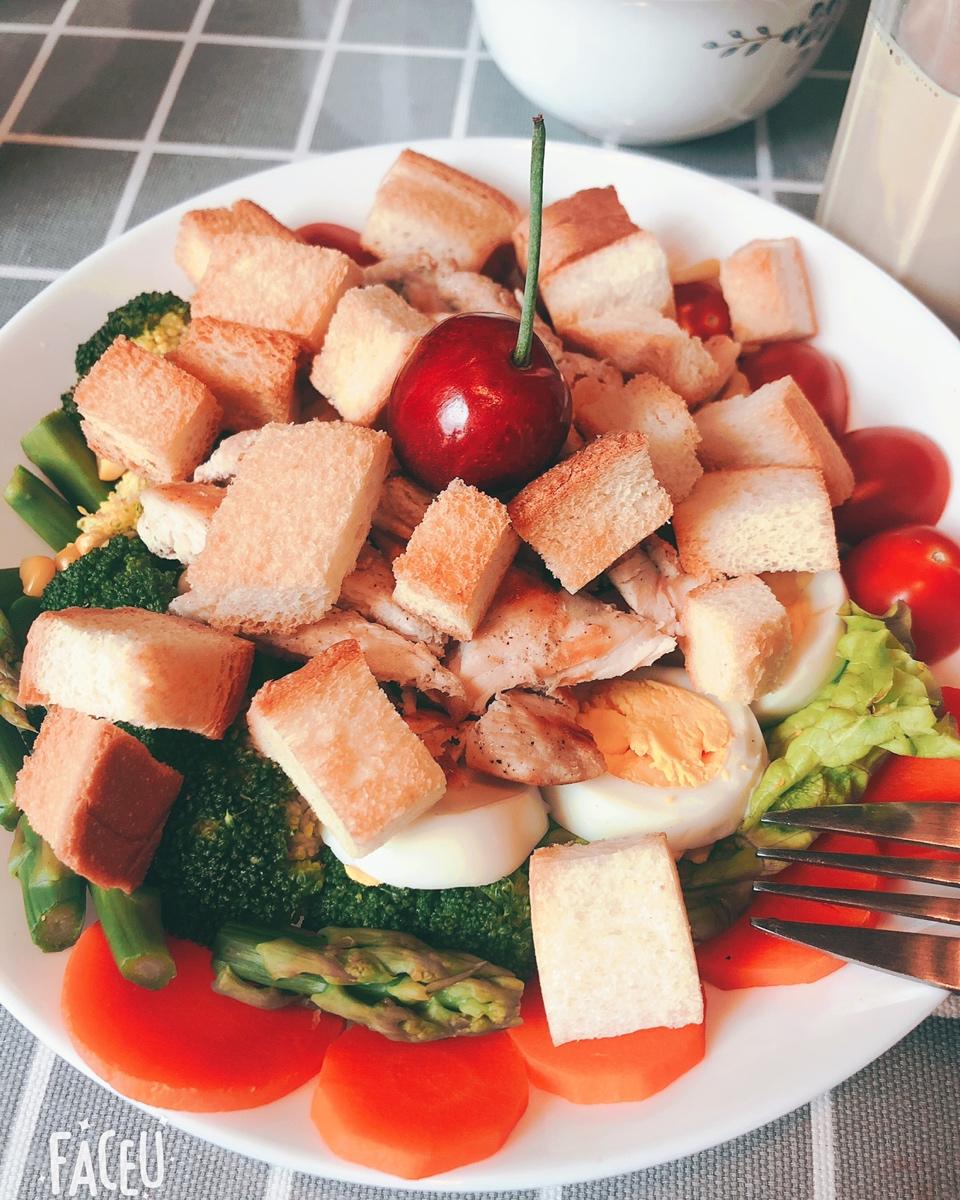 健身沙拉鸡胸肉健身沙拉