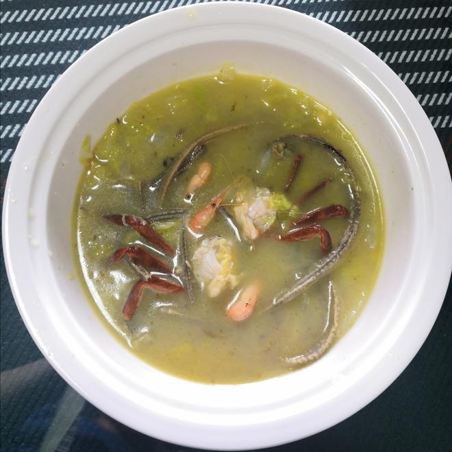 鳝骨河鲜汤的做法