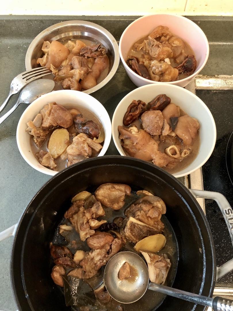 鑄鐵鍋南乳燜豬腳