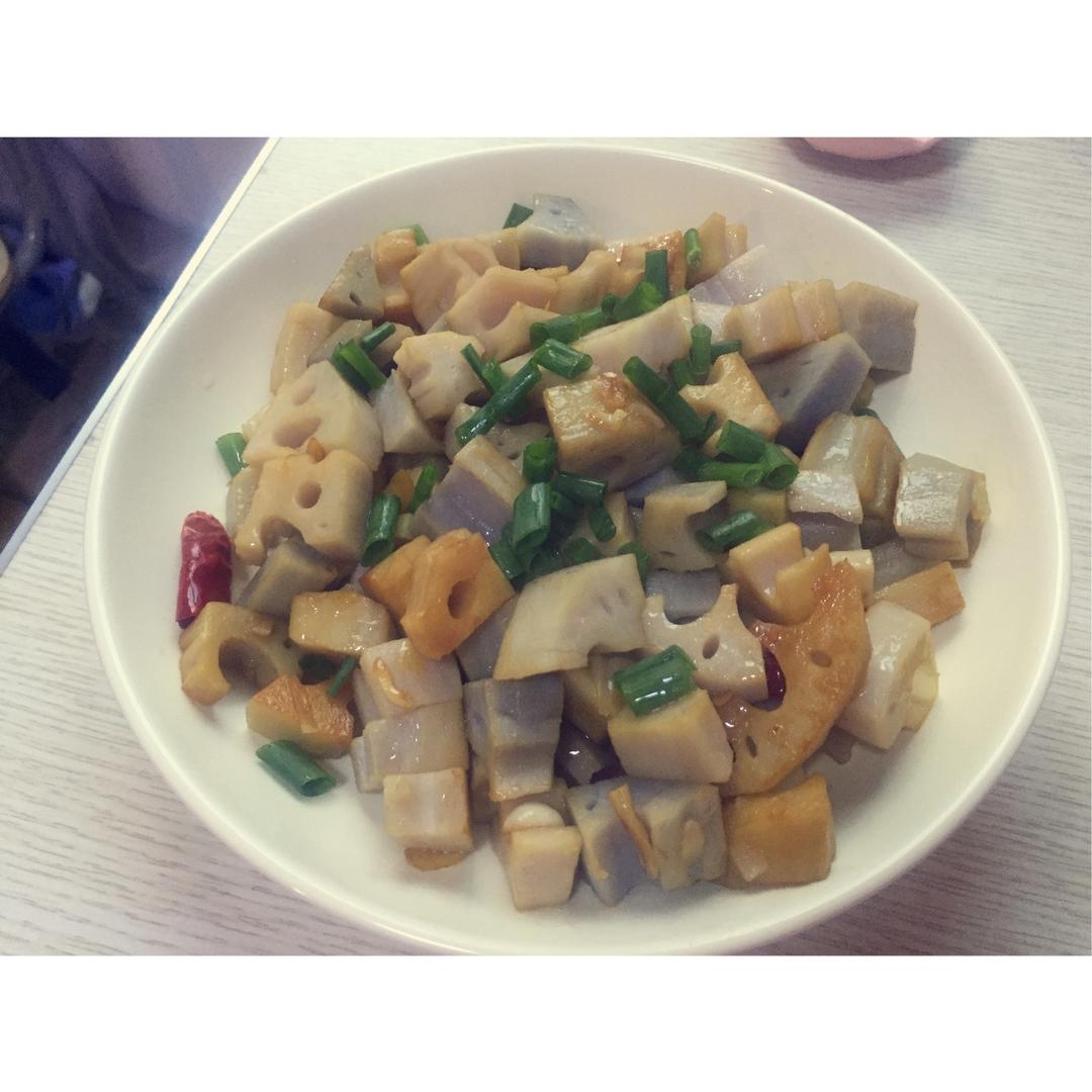炝炒藕丁