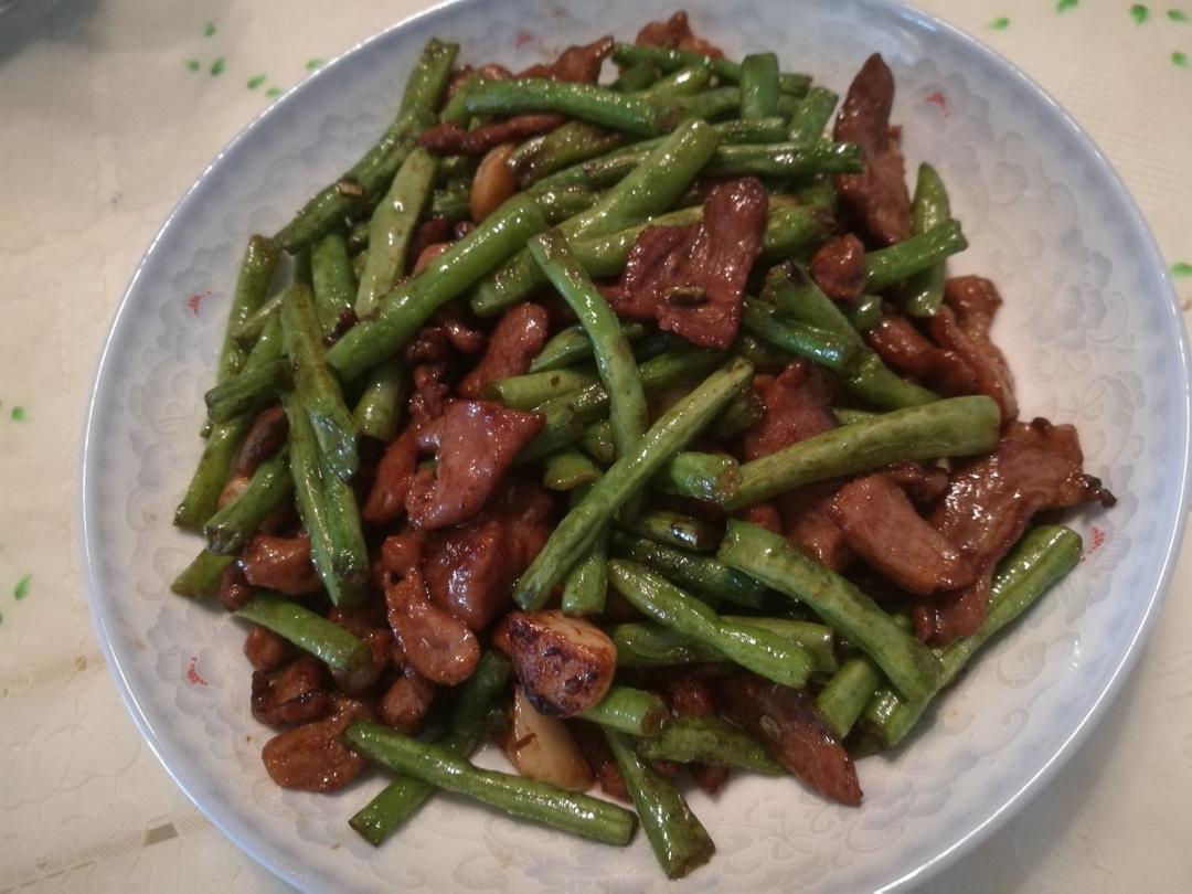 豆角炒肉丝