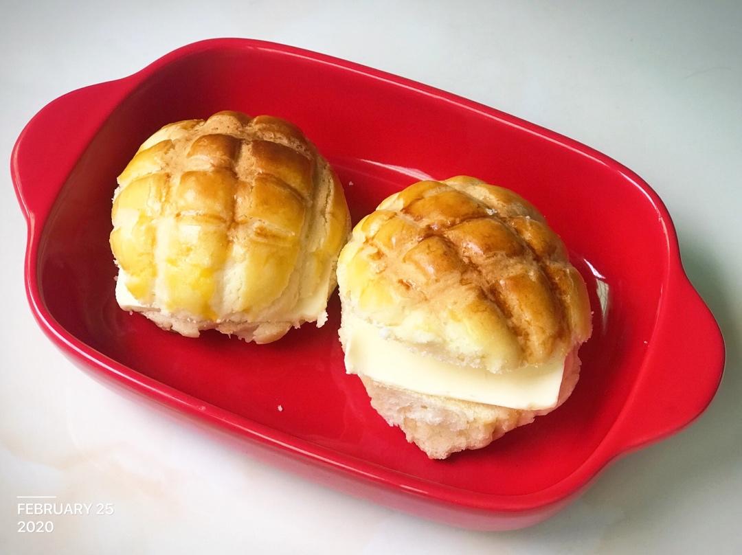 香酥柔软的港式菠萝包