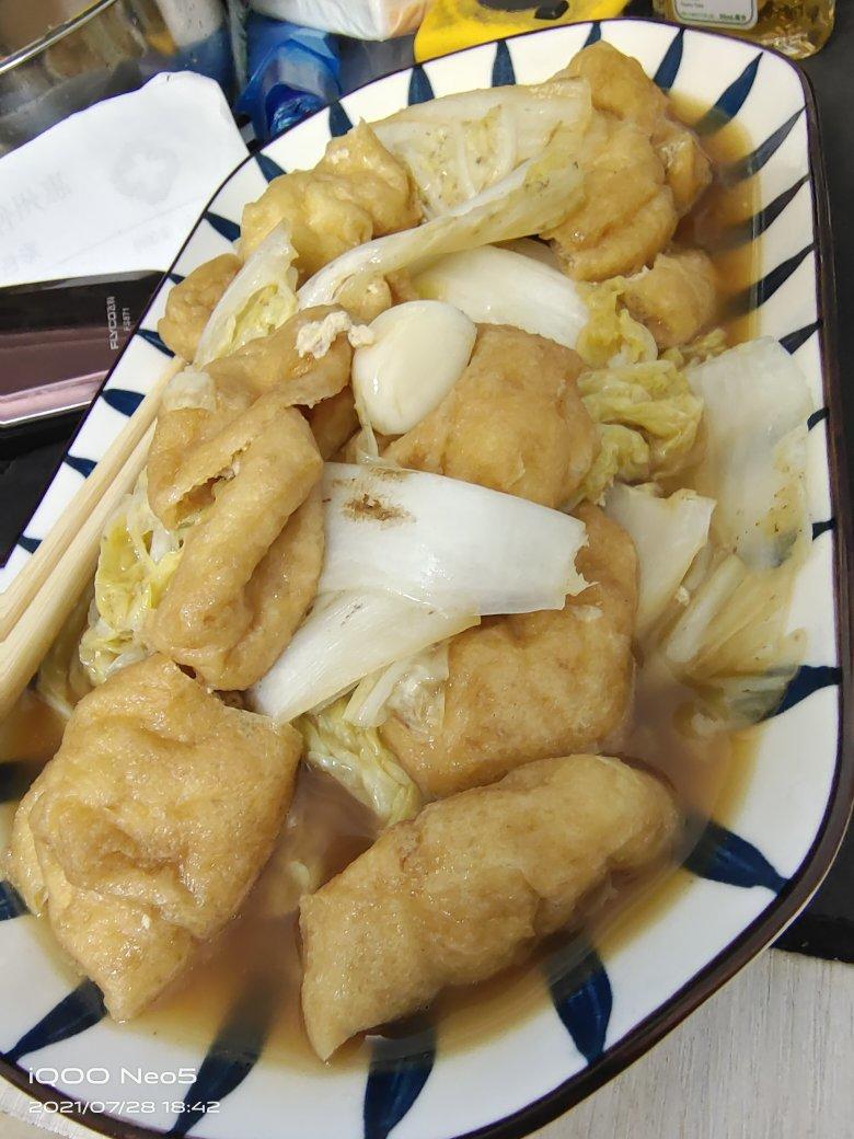 好吃到连汤汁都不剩的白菜焖豆泡，给肉都不换