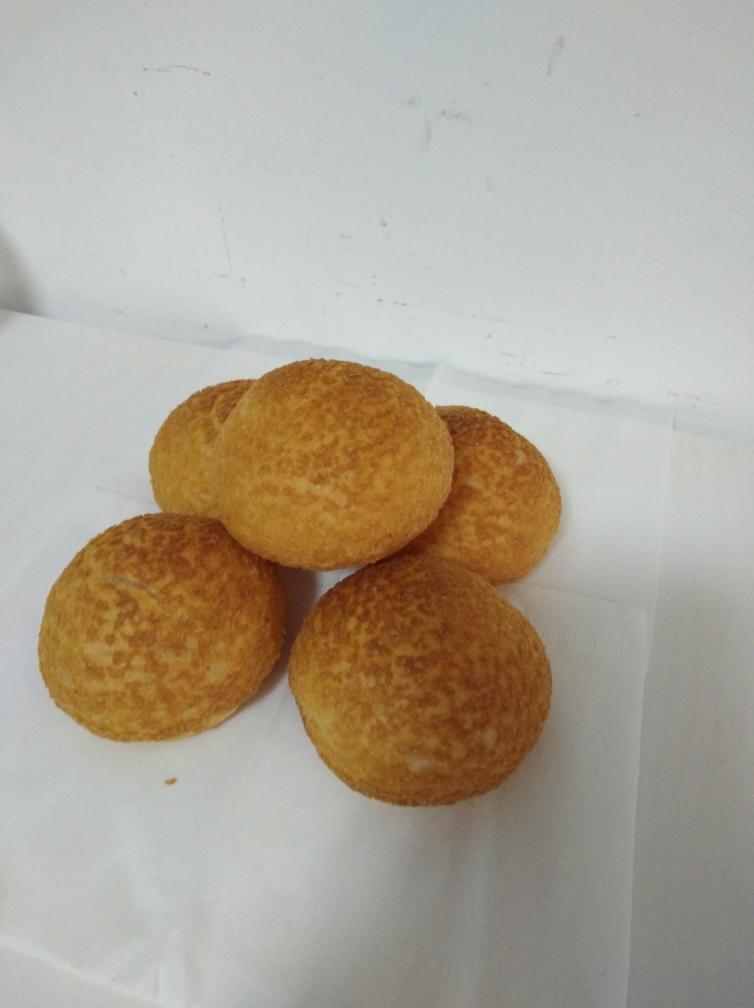 超级酥脆的菠萝大泡芙