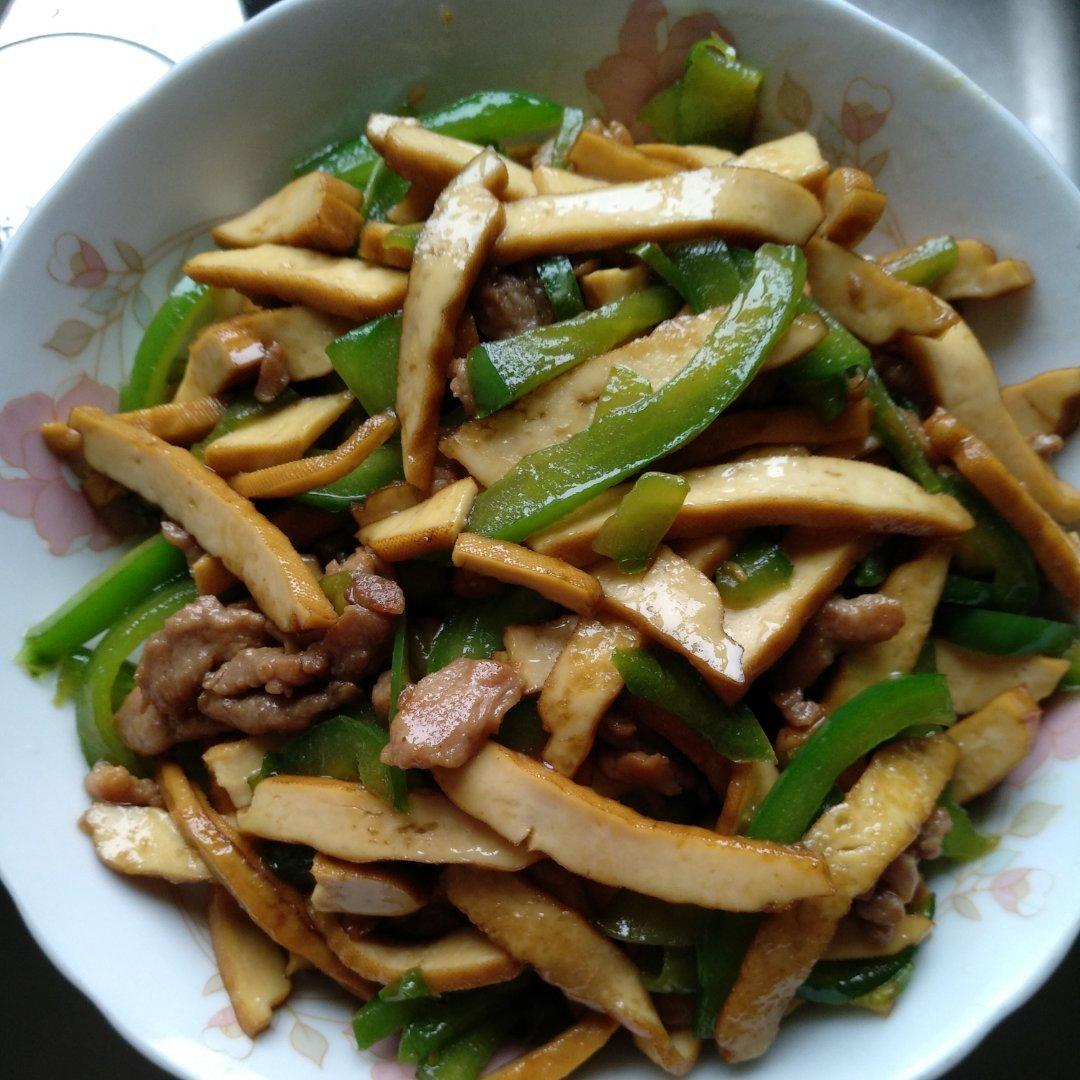 青椒肉丝炒香干