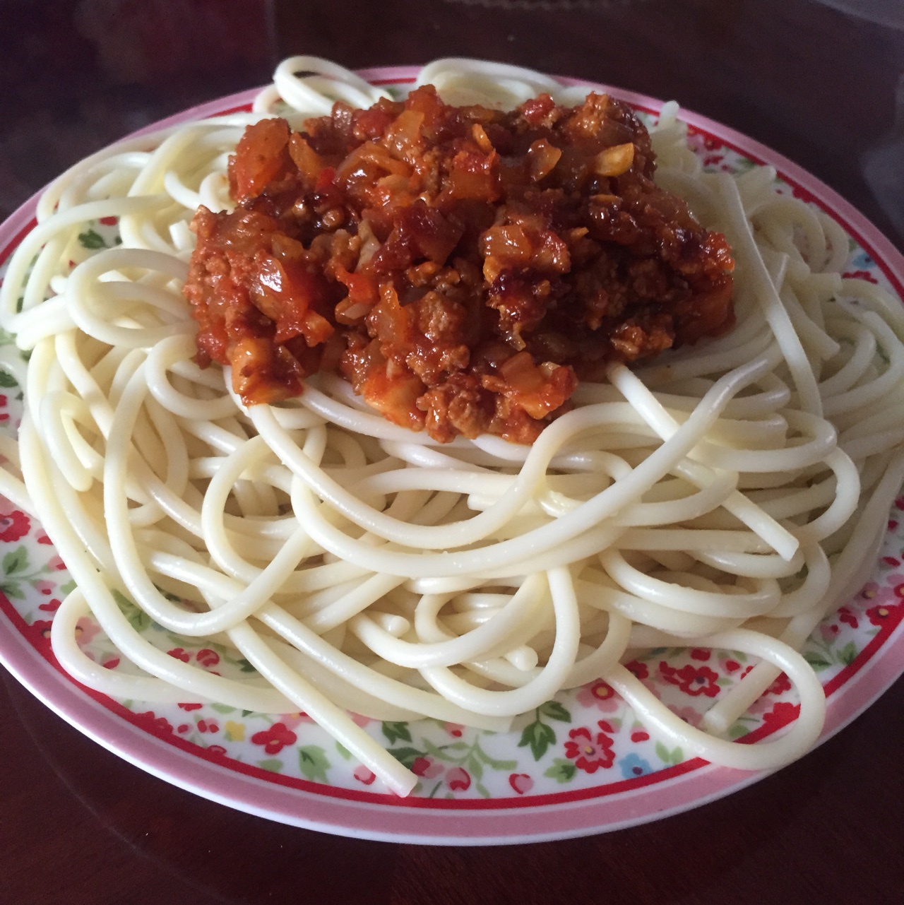 蕃茄蘑菇肉酱意大利面