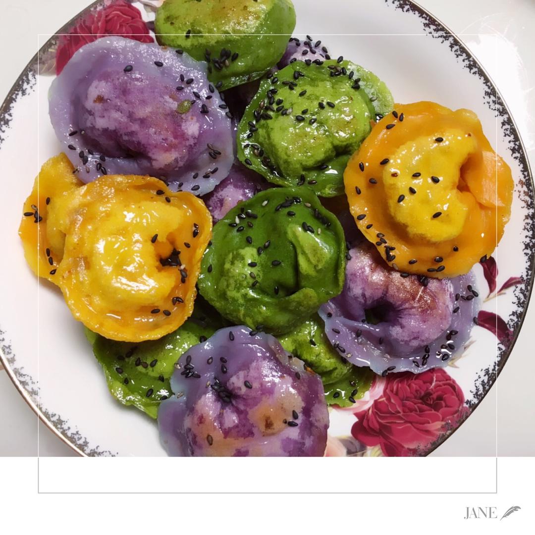 彩色元宝饺子