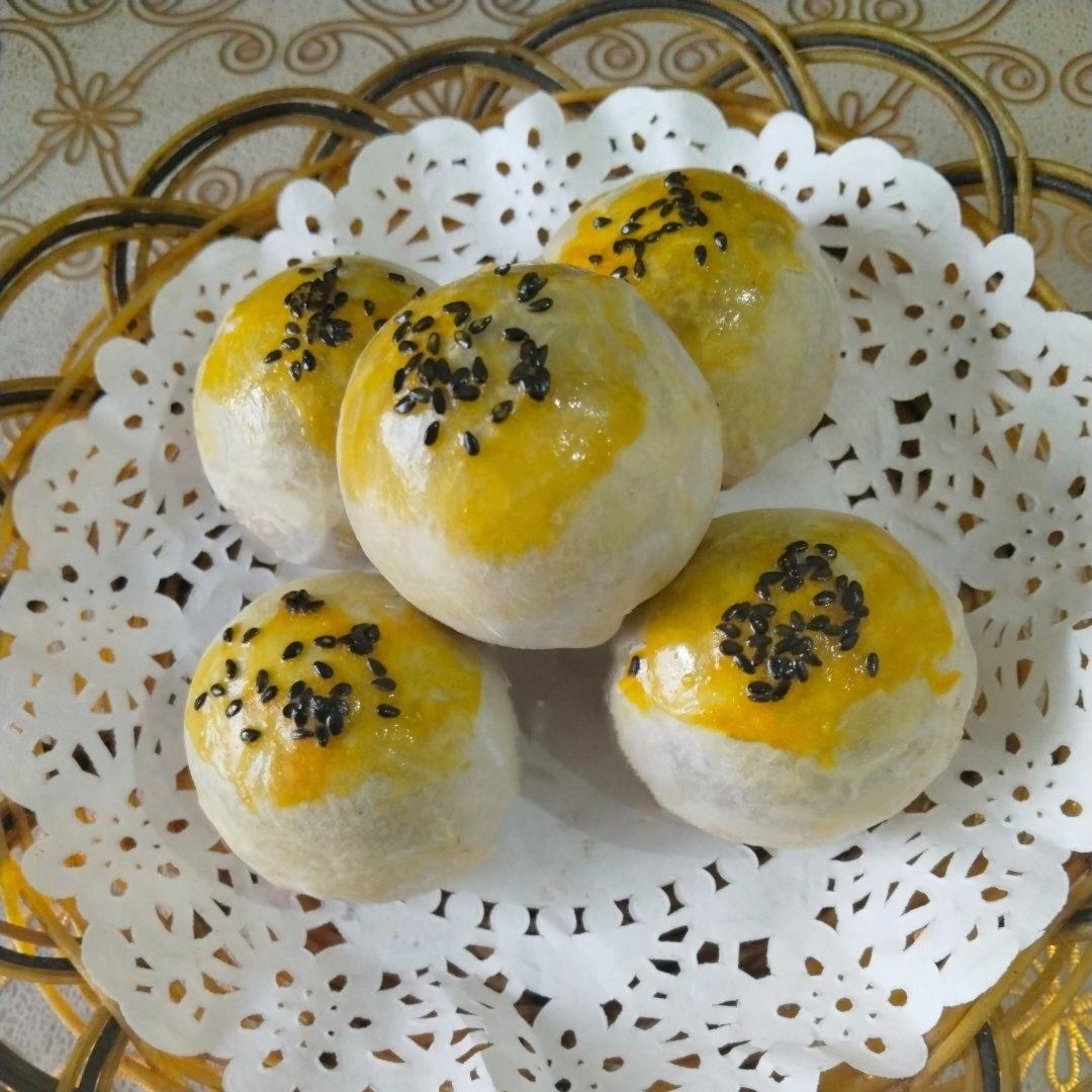 蛋黄酥的做法的做法