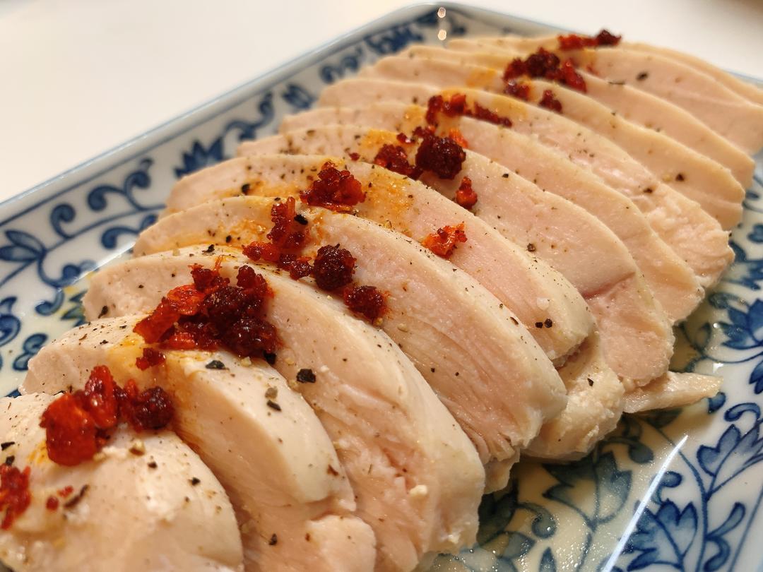 【减肥/增肌减脂】只用微波炉的超嫩鸡胸肉