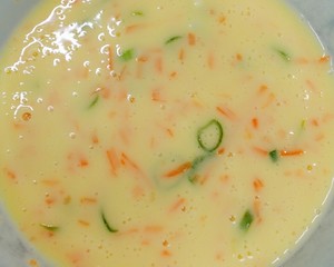 鸡蛋饼 完美比例 的做法步骤图 Oo糖心儿oo 下厨房 鸡蛋饼 完美比例 的做法步骤图 Oo糖心儿oo 下厨房