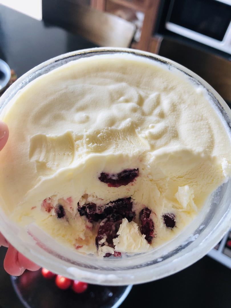 迷迷糊糊大王做的冰淇淋消耗淡奶油