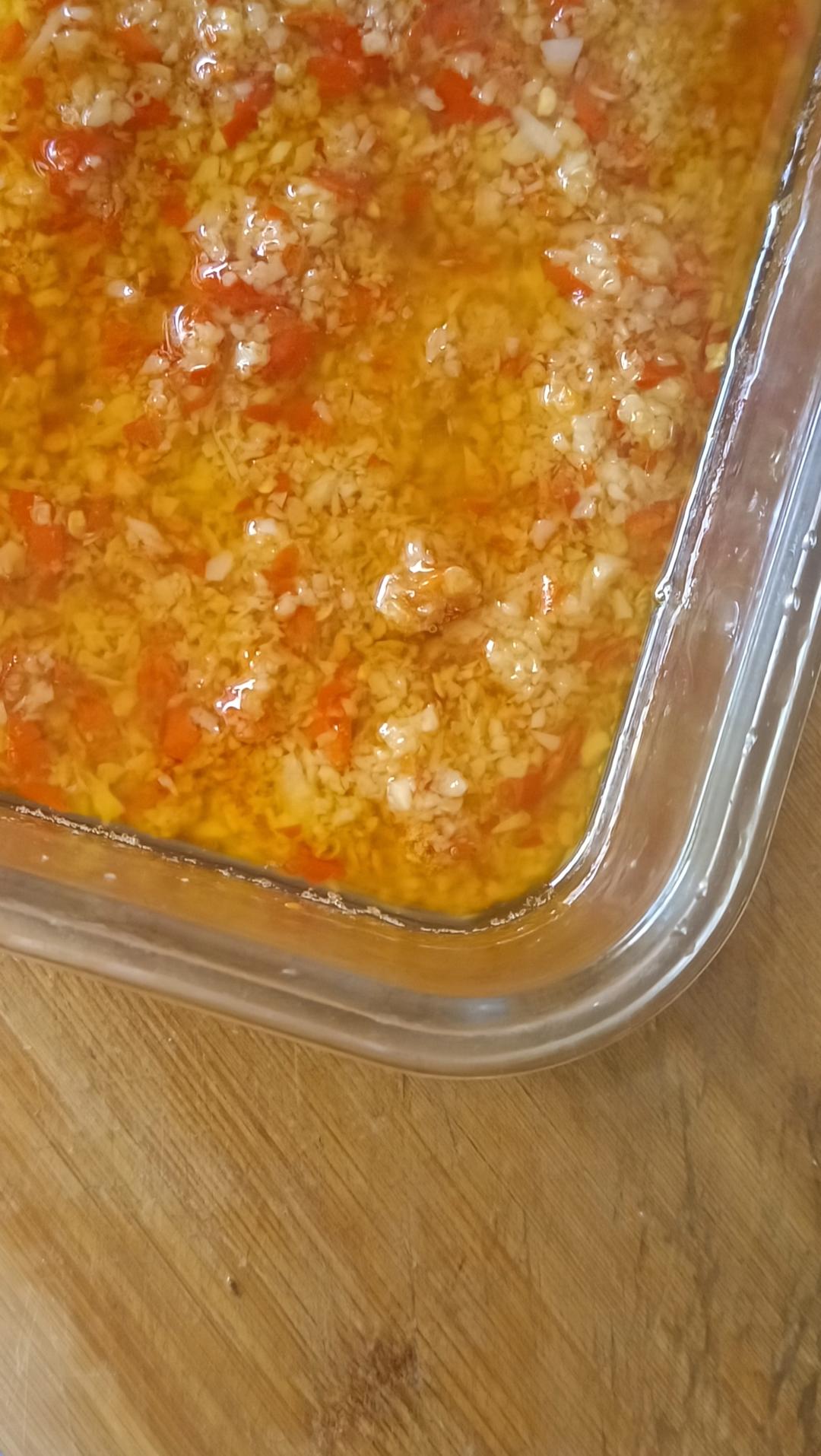 自制蒜蓉辣酱（简单，快手）