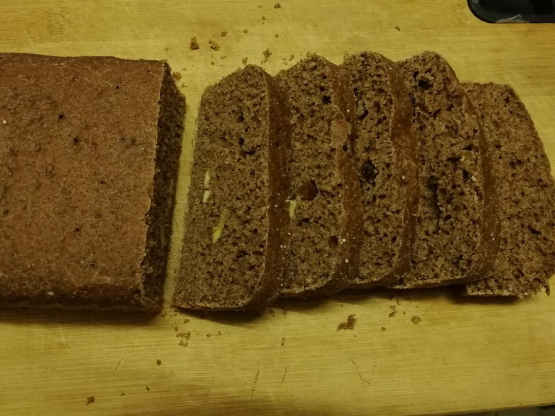 新手手揉，低卡减脂100%黑麦全麦面包