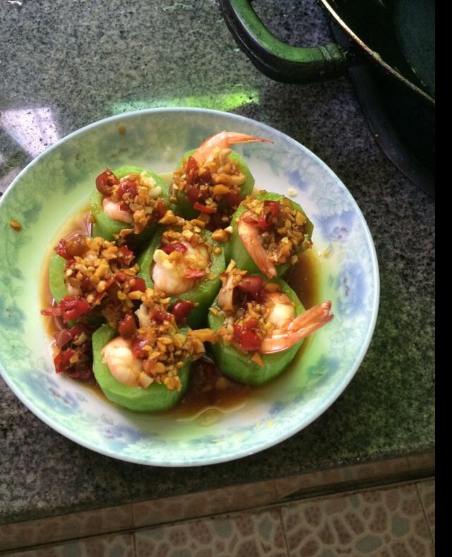 清蒸丝瓜虾球