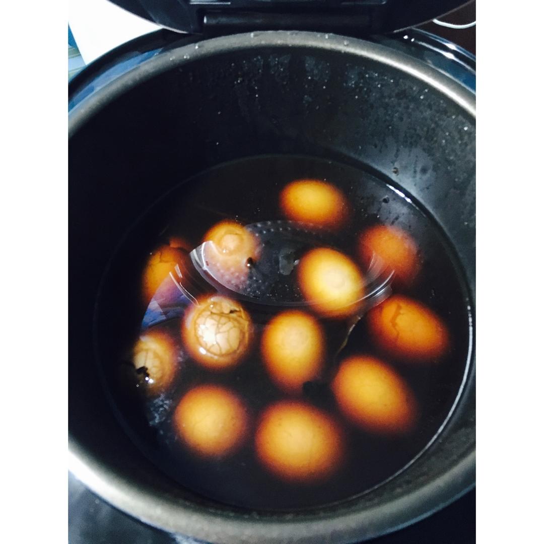 电饭煲煮五香茶叶蛋