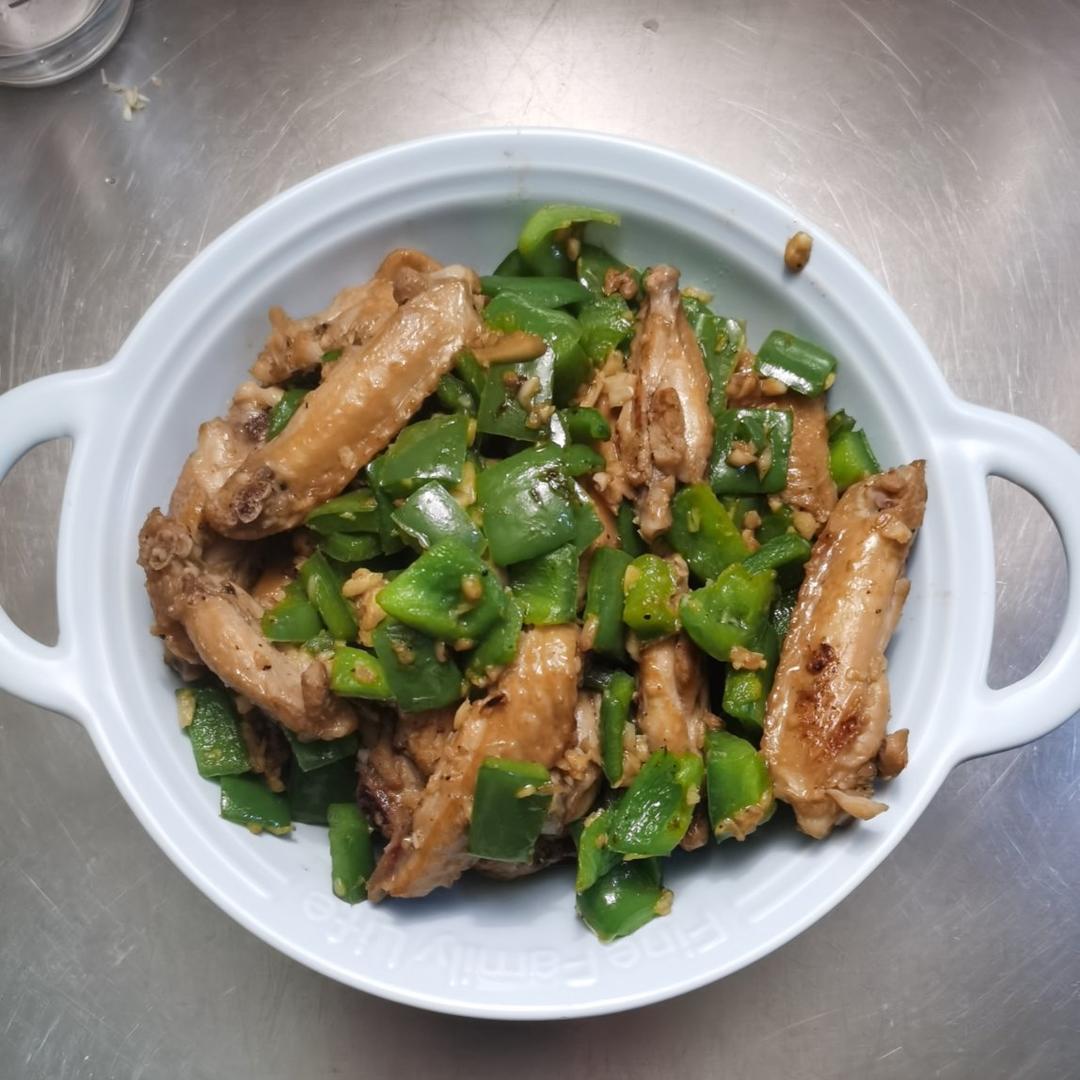 蒜香鸡翅，这才是鸡翅最好吃的做法