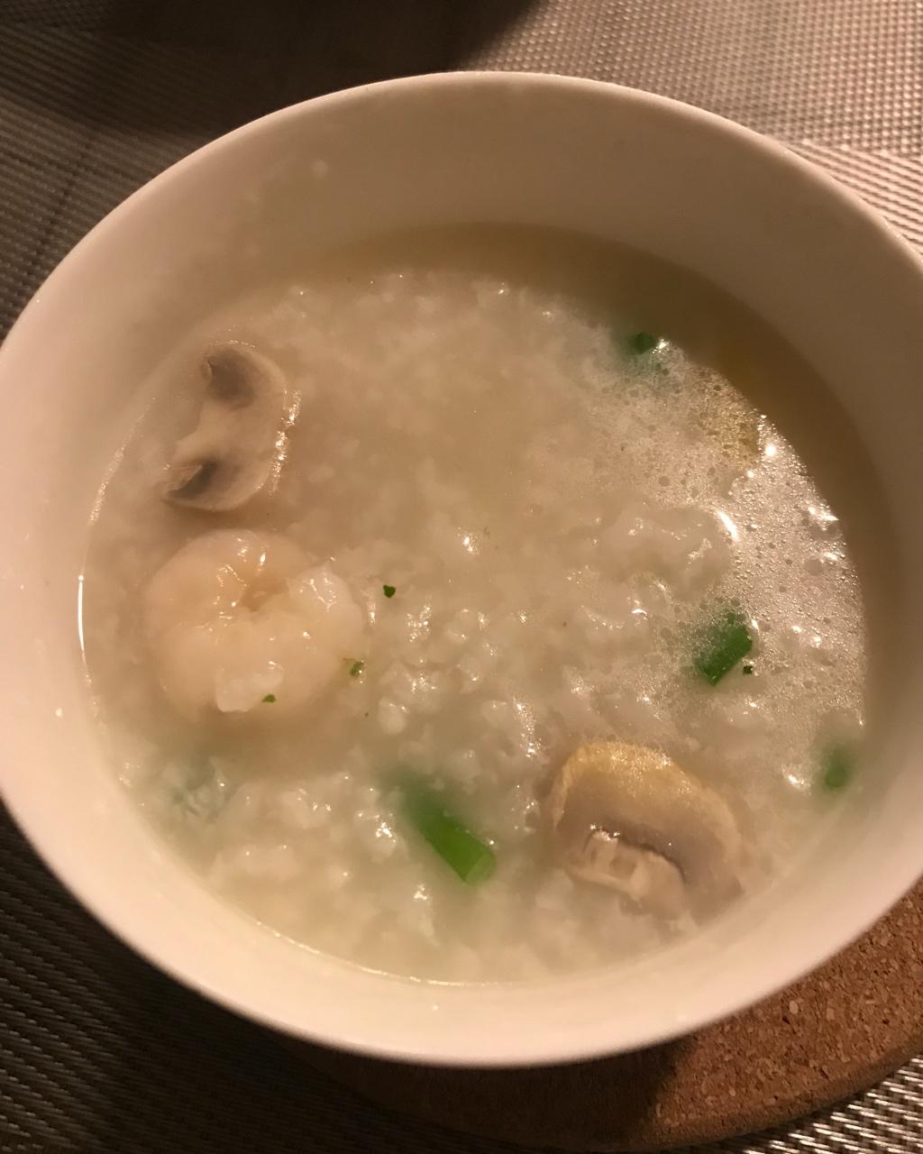 鲜虾砂锅粥
