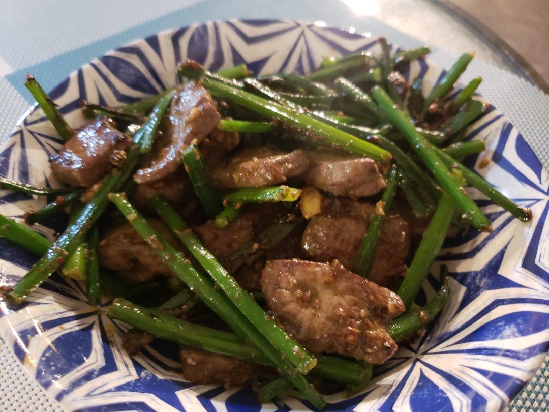 韭菜炒肝尖