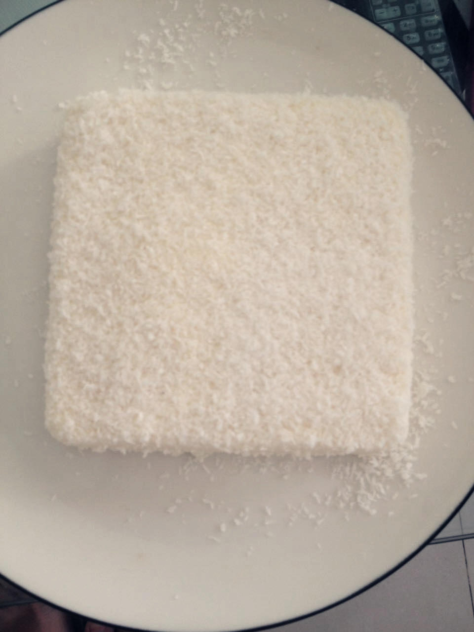 椰丝牛奶小方糕