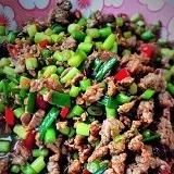 七彩云南寻食组