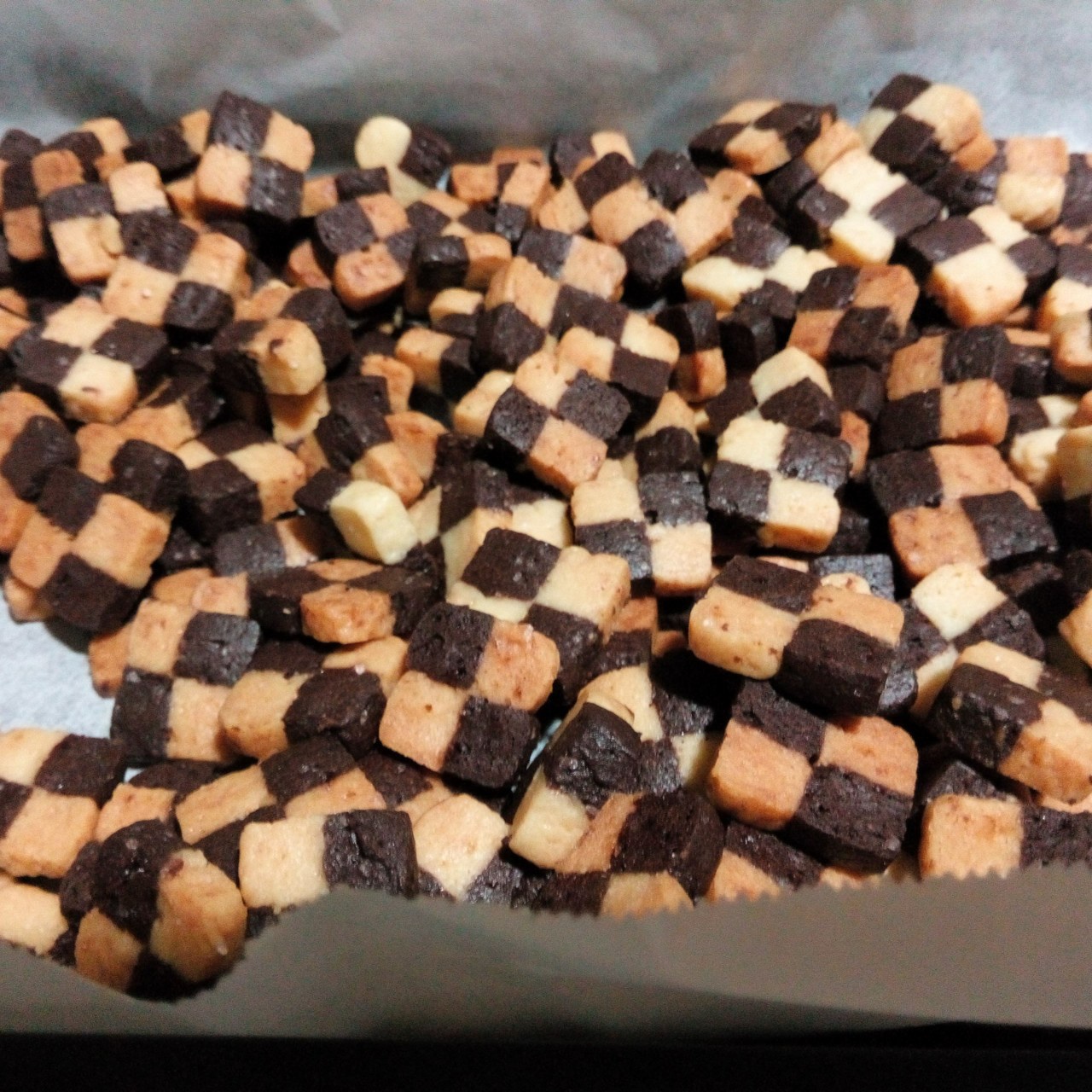 双色小棋格饼干