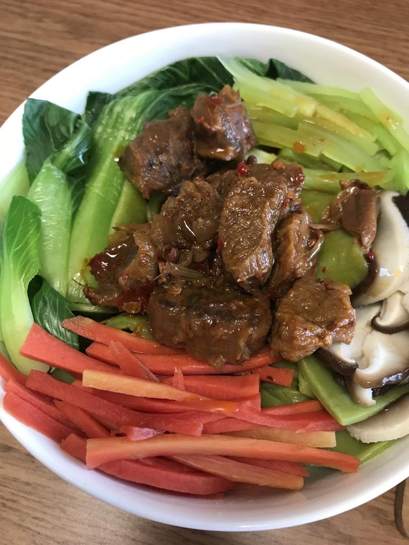 厨师长教你：“川味牛肉面”的家常做法，麻辣过瘾味道安逸，收藏