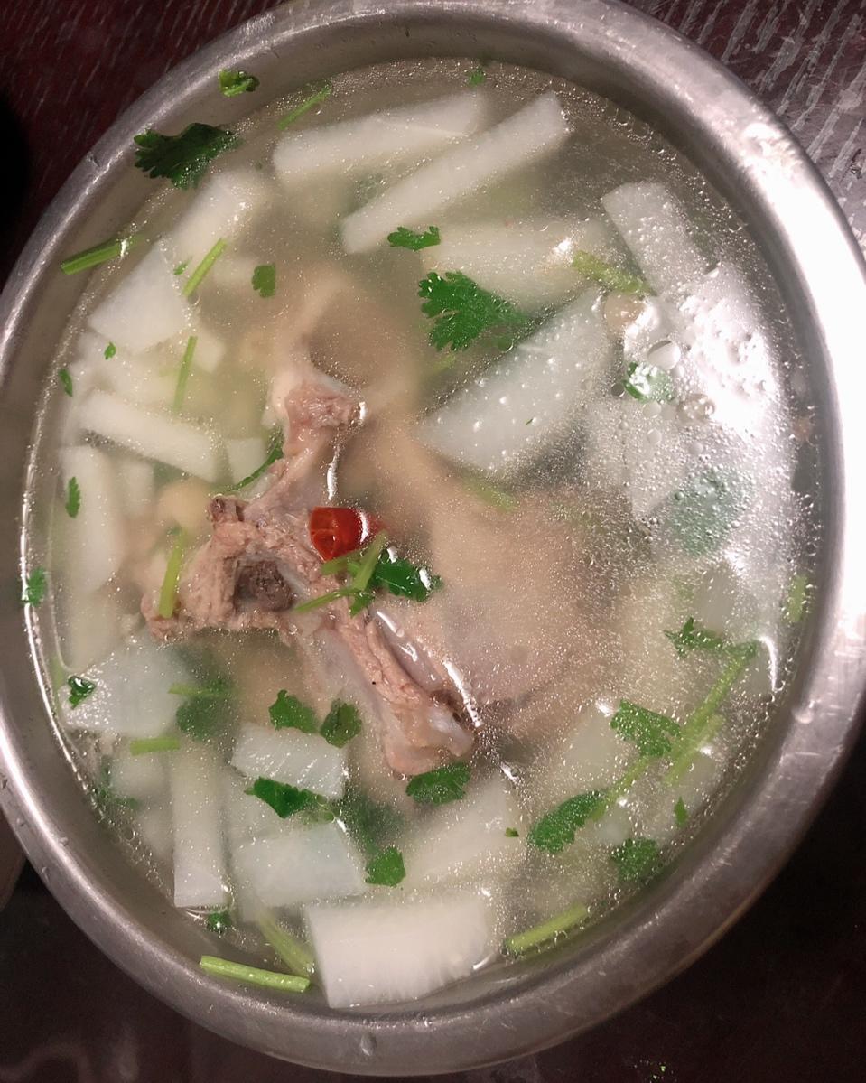 清炖羊肉汤
