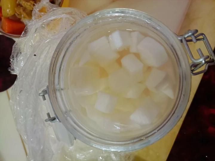 韩式炸鸡店腌萝卜