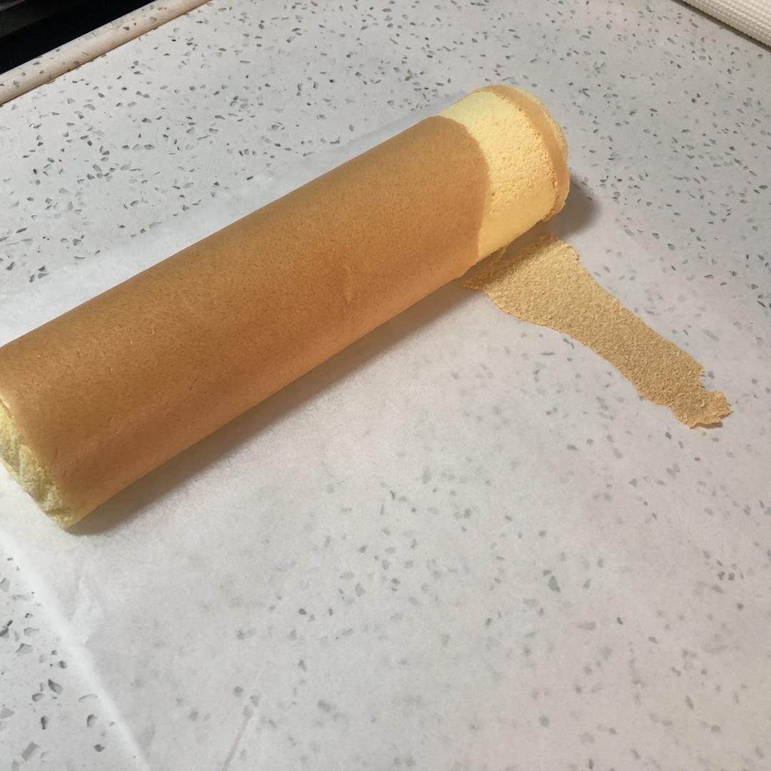 蛋糕卷这样做‼️不掉皮不开裂（小视频食谱）