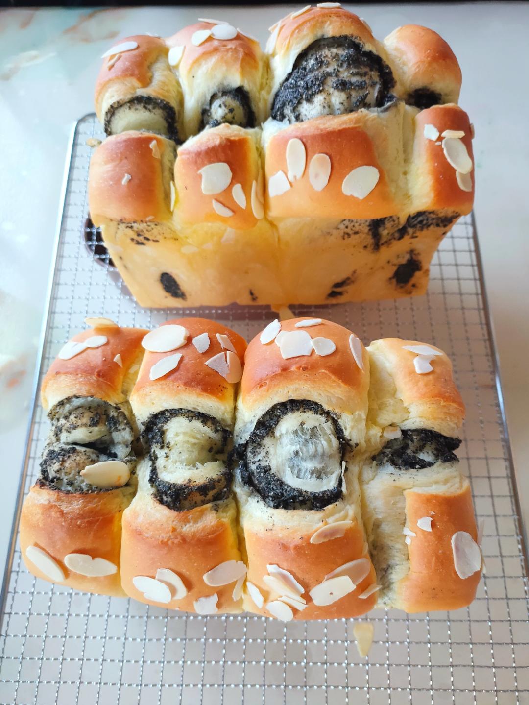 波兰种（冷藏法）黑芝麻奶酥吐司