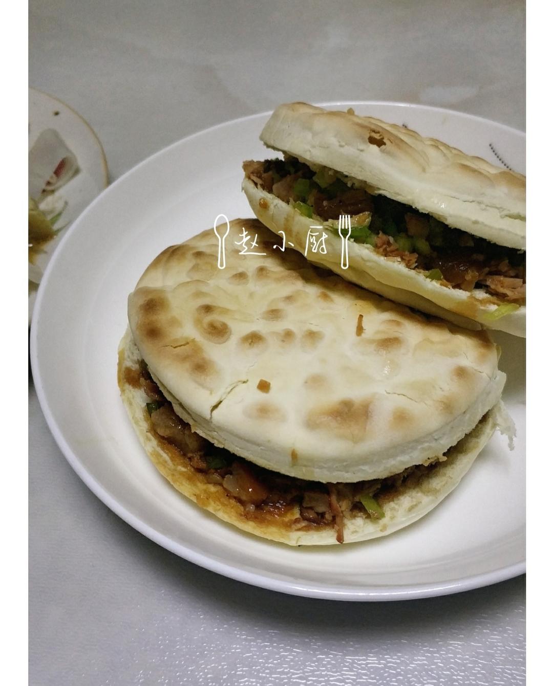 家庭腊汁肉夹馍＋夹蛋饼