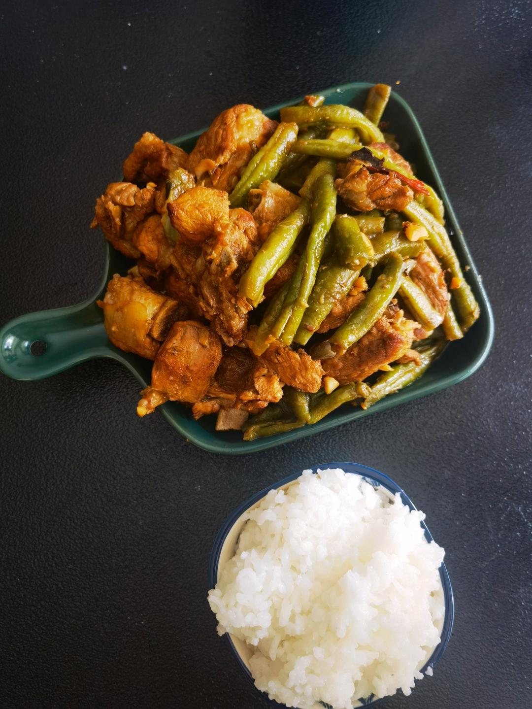 硬菜代表--排骨炖豆角土豆（豆角焖面胚子）