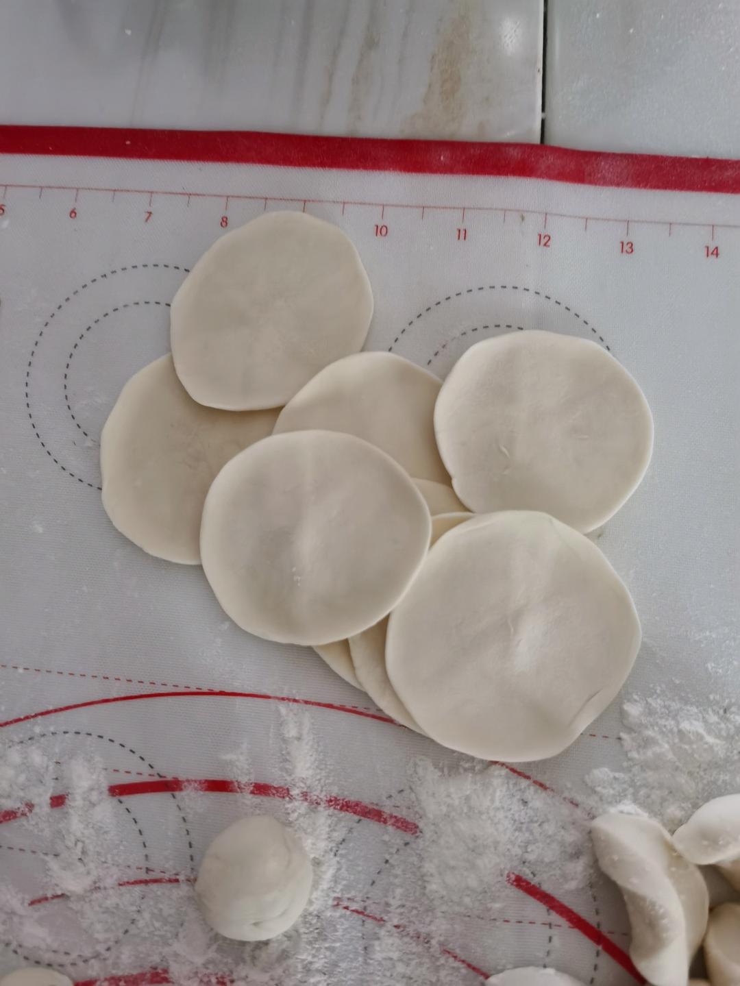 手工揉面三分钟，又韧又薄又好包的饺子皮