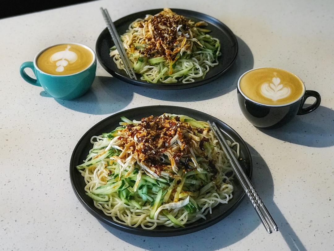 餐LU