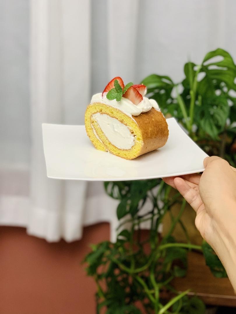 草莓奶油卷/O卷/小山卷