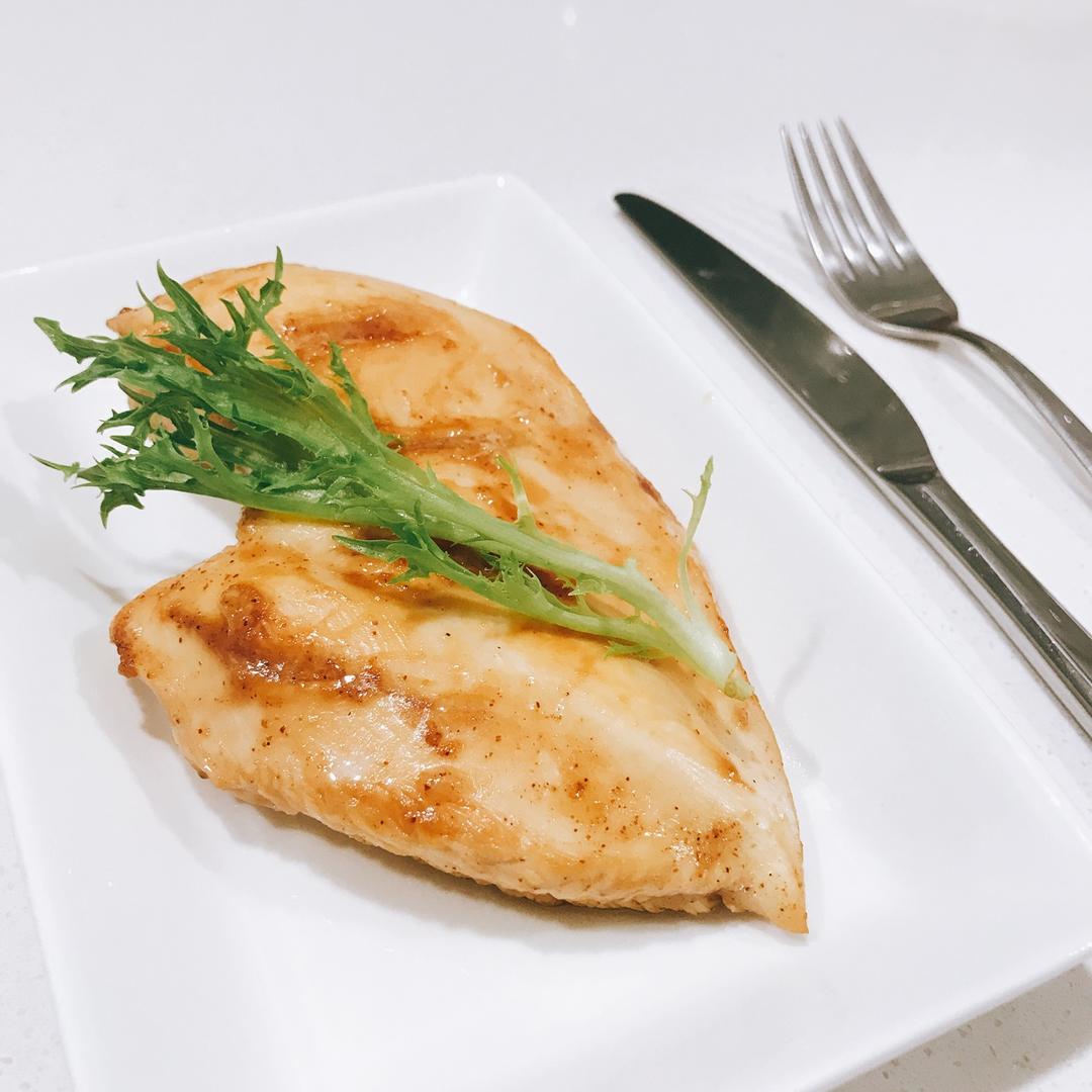 蚝油煎鸡胸肉（真的只要腌了就炒鸡嫩！（新增微波式
