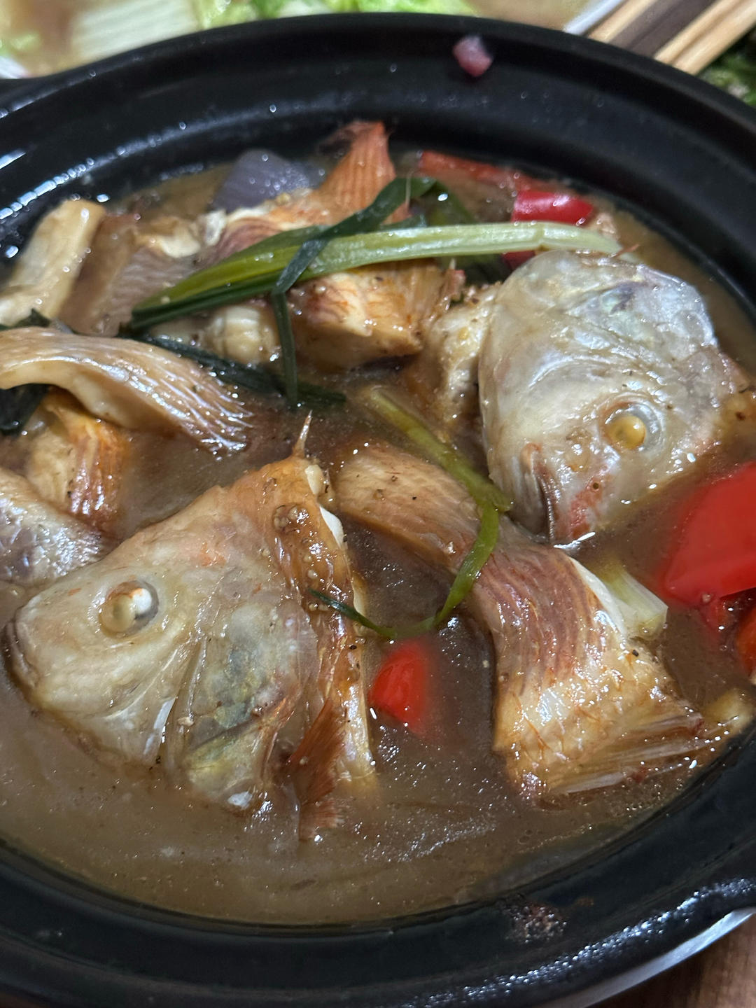 春日食鲜！快手家常菜｜砂锅焗鲈鱼