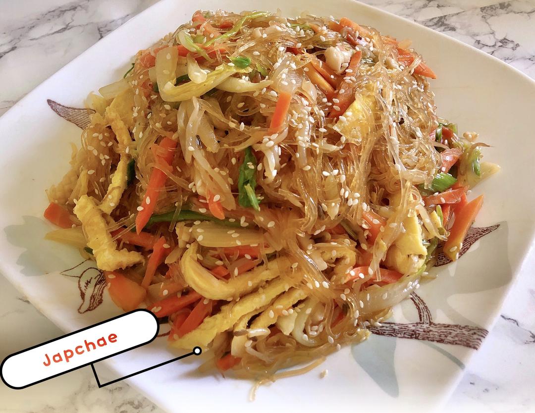Japchae（韩国炒粉丝）